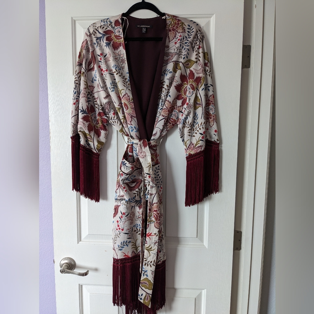 Silky boho robe with fringe